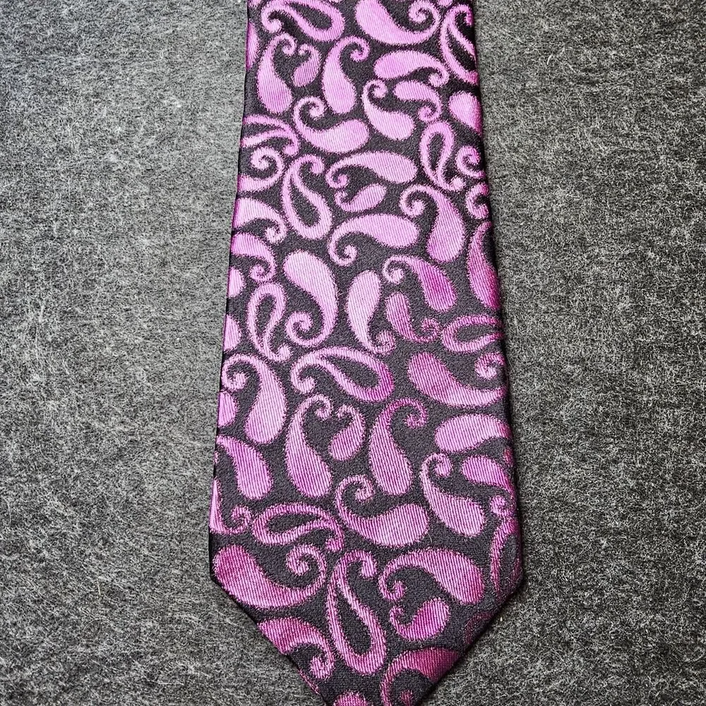Ted Baker Tie 100% Italian Silk Paisley Purple Designer London Luxury USA 60